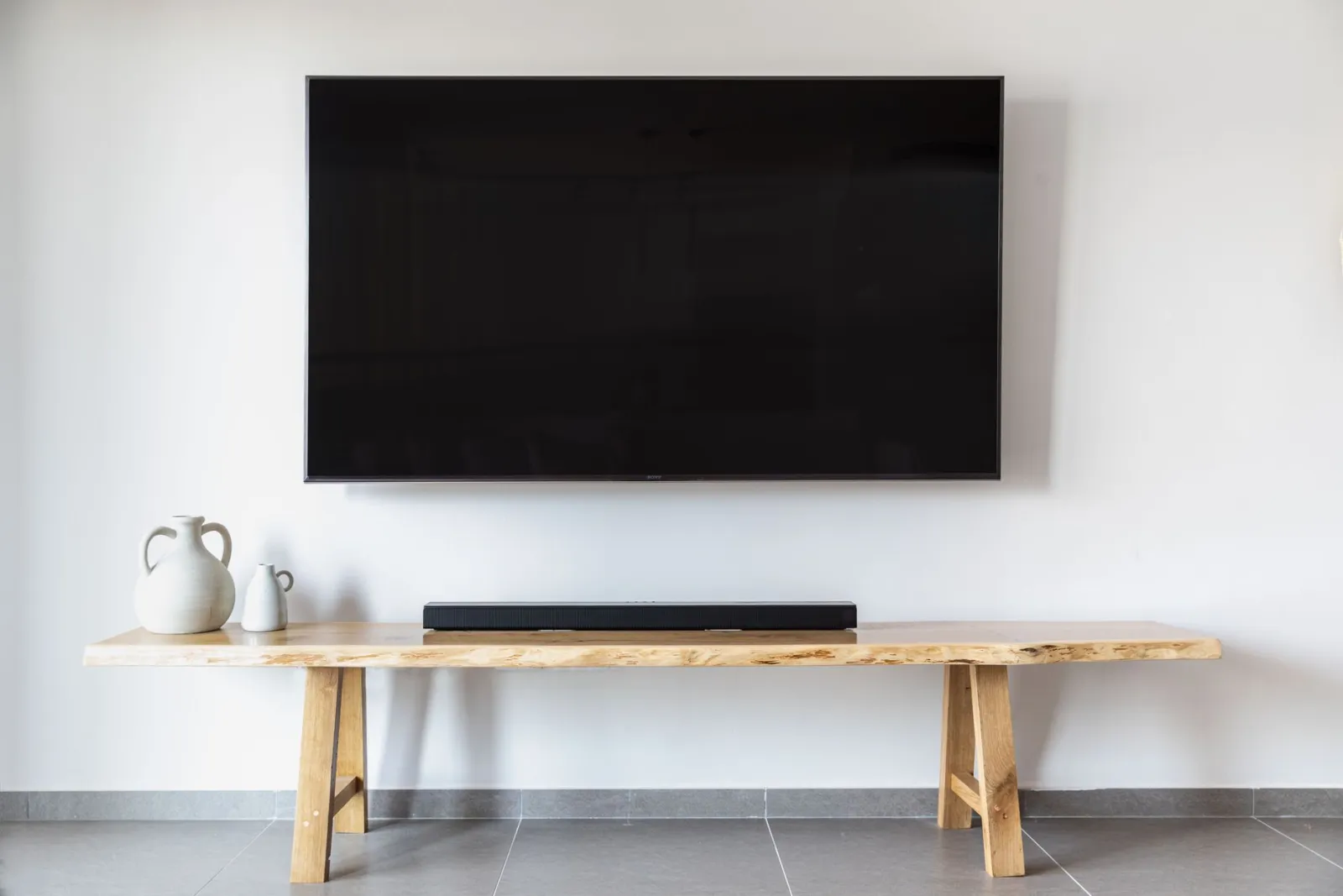 Meuble TV en bois : critères pour bien choisir