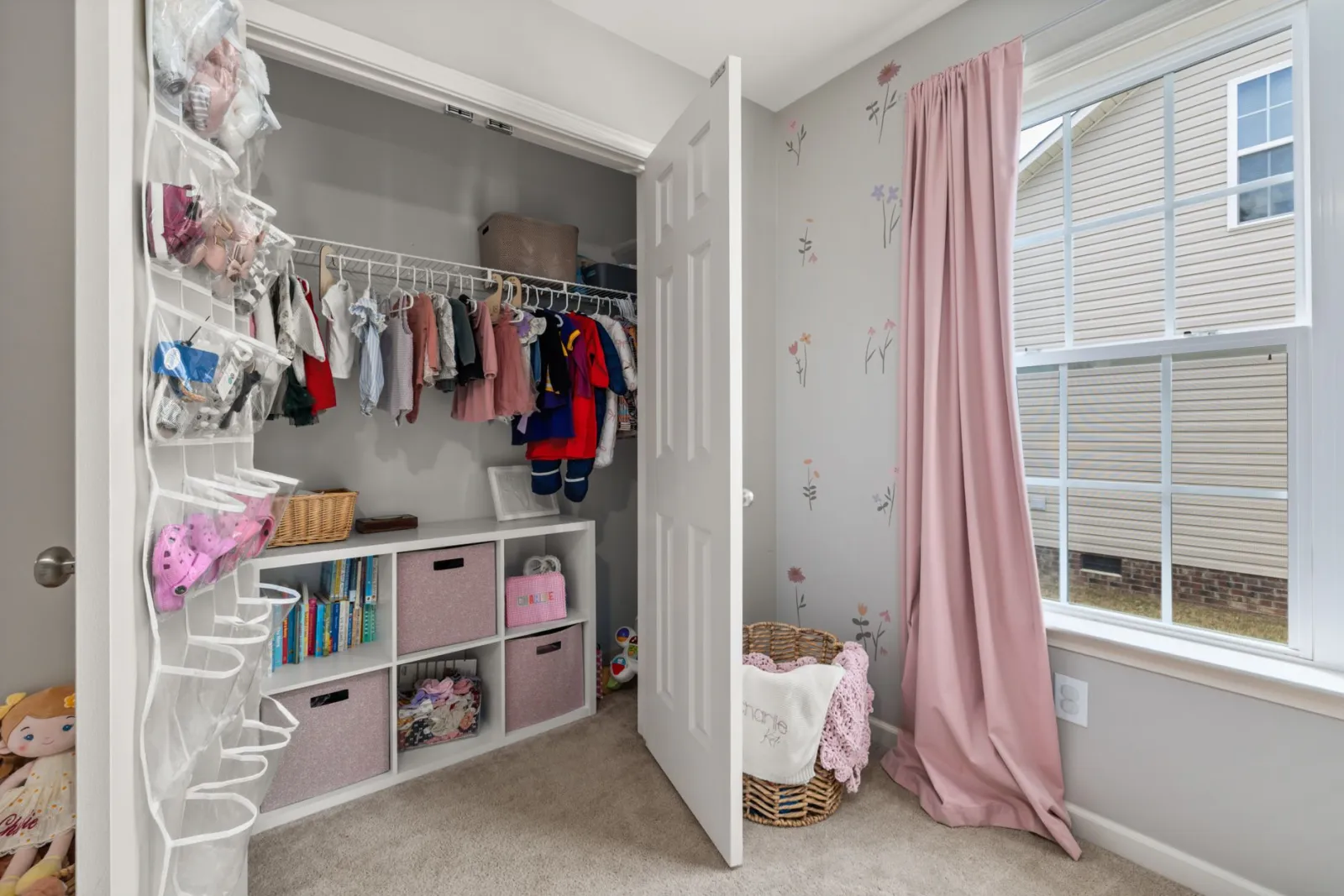 Comment ranger ses vêtements quand on n’a pas de place ?